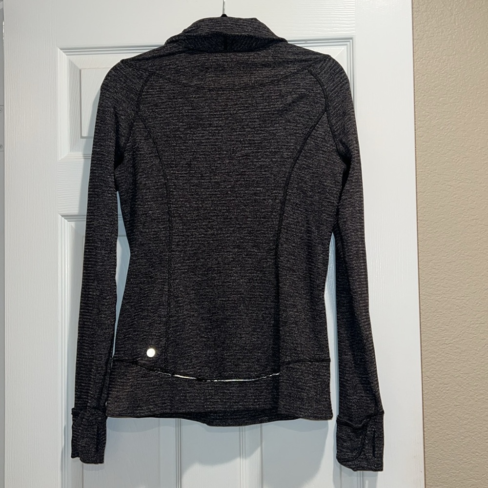 Lululemon jacket - Picture 6 of 6